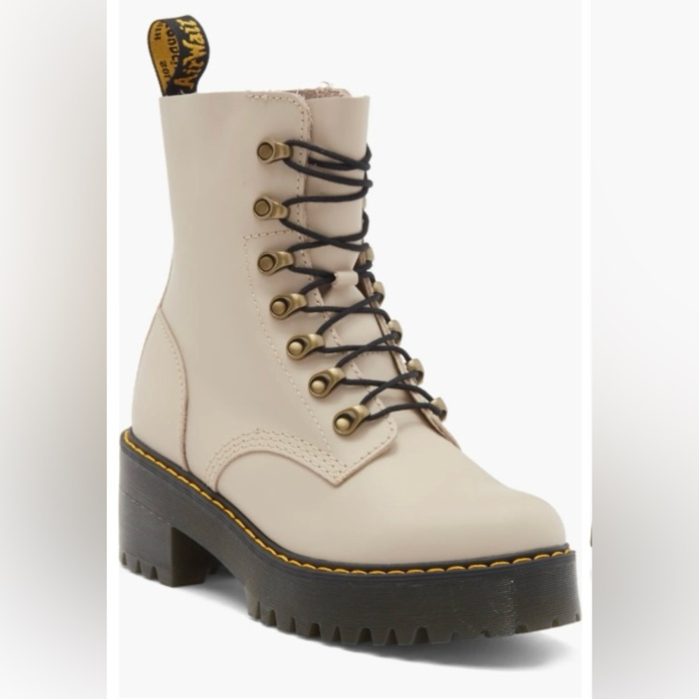 NEW Dr. Martens Leona Combat Boot in Vintage Taupe Sendal - size 7 US/ 5 UK